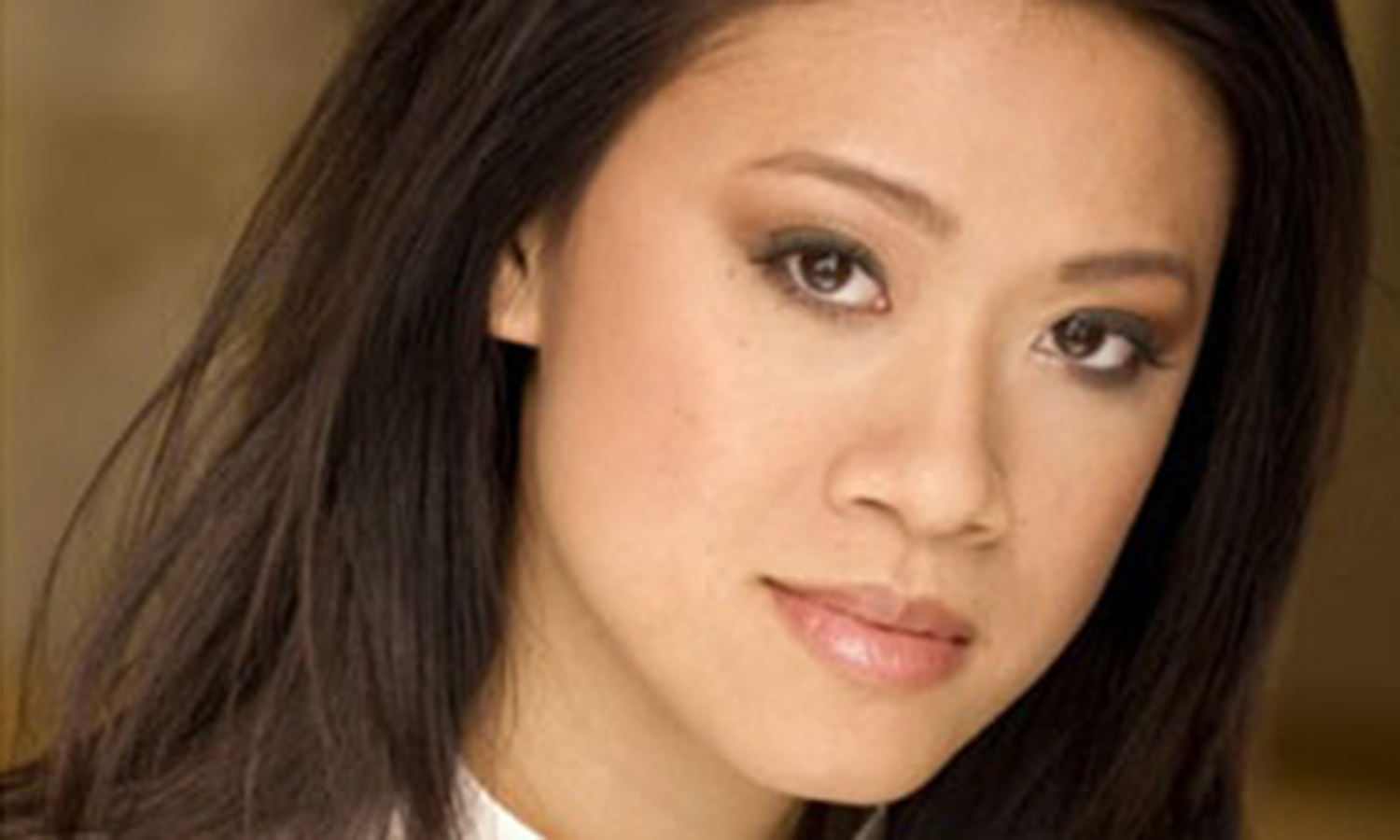 Actress Junie Hoang loses suit against IMDb